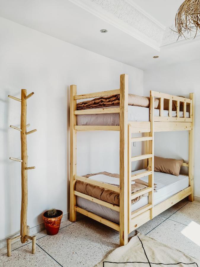 Хостел Cactus Surf House Tamraght Экстерьер фото