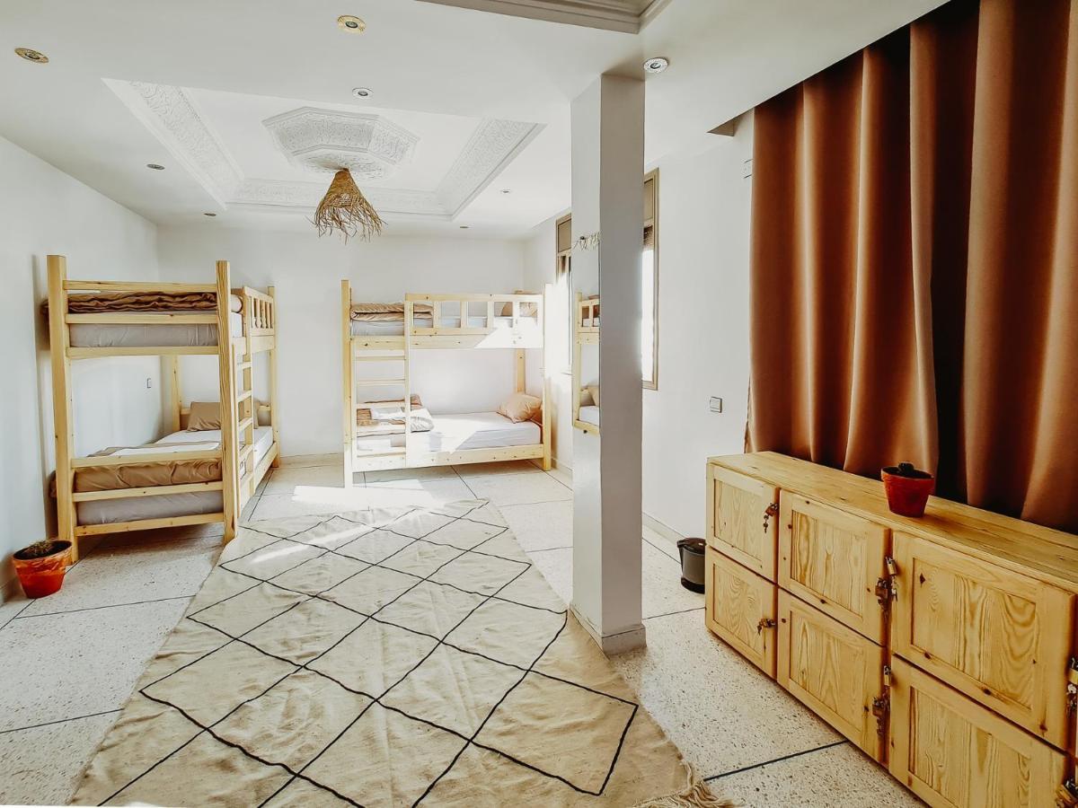 Хостел Cactus Surf House Tamraght Экстерьер фото